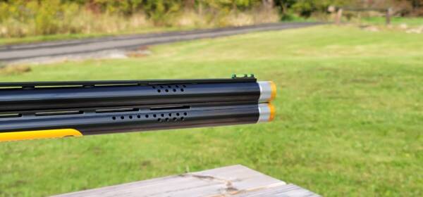 BROWNING CITORI 725 SPORTING OVER/UNDER SHOTGUN 12 GAUGE 30″ VENT RIB BARRELS 2 ROUNDS 3″ CHAMBERS GRADE III/IV WALNUT STOCK SILVER RECEIVER BLUED 0135313010 - Image 3