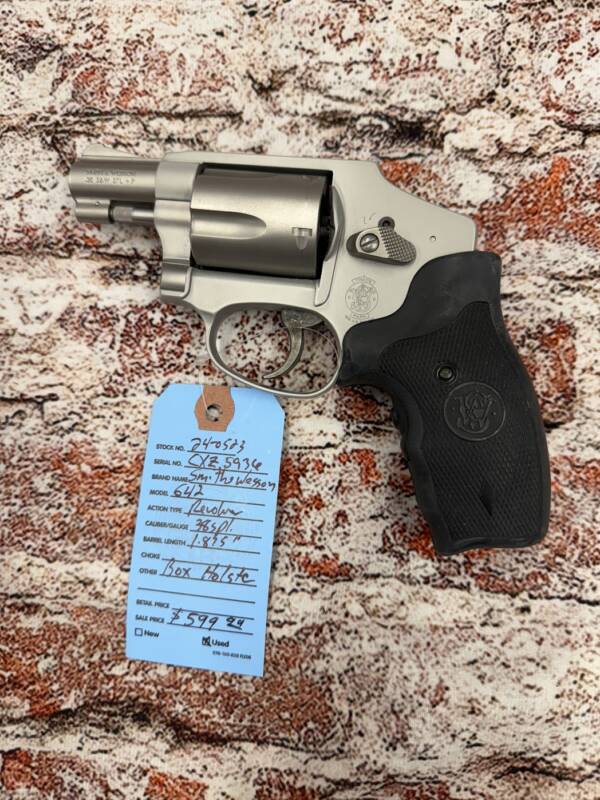 PRE-OWNED SMITH AND WESSON 642 .38 SPL REVOLVER WITH RED LASER GRIP - Image 2