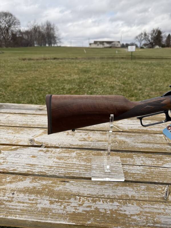PRE-OWNED MARLIN 1894 44 MAG LEVER ACTION RIFLE - Image 2