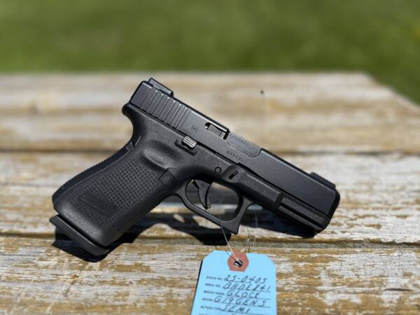 PRE-OWNED GLOCK 19 9MM - Image 2